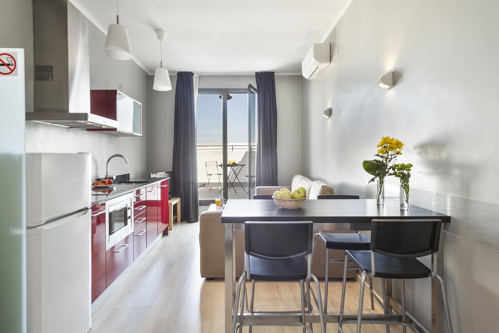 Fira Apartments By Gaiarooms Barcelona Rum bild