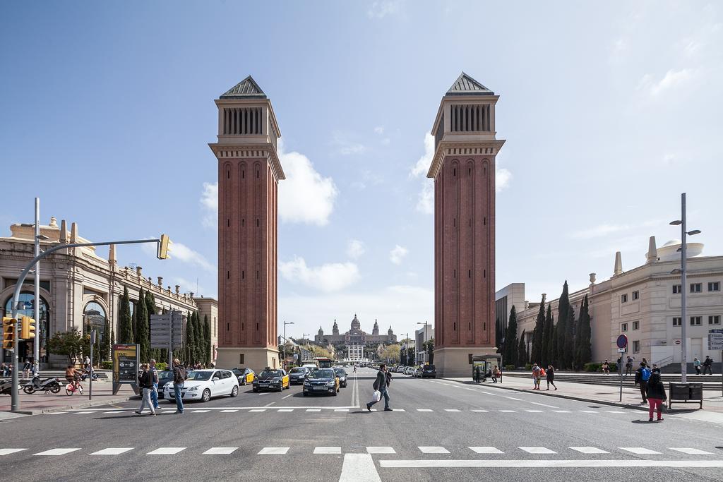Fira Apartments By Gaiarooms Barcelona Exteriör bild