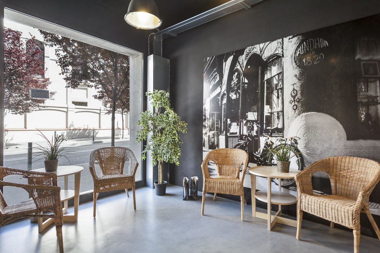 Fira Apartments By Gaiarooms Barcelona Exteriör bild