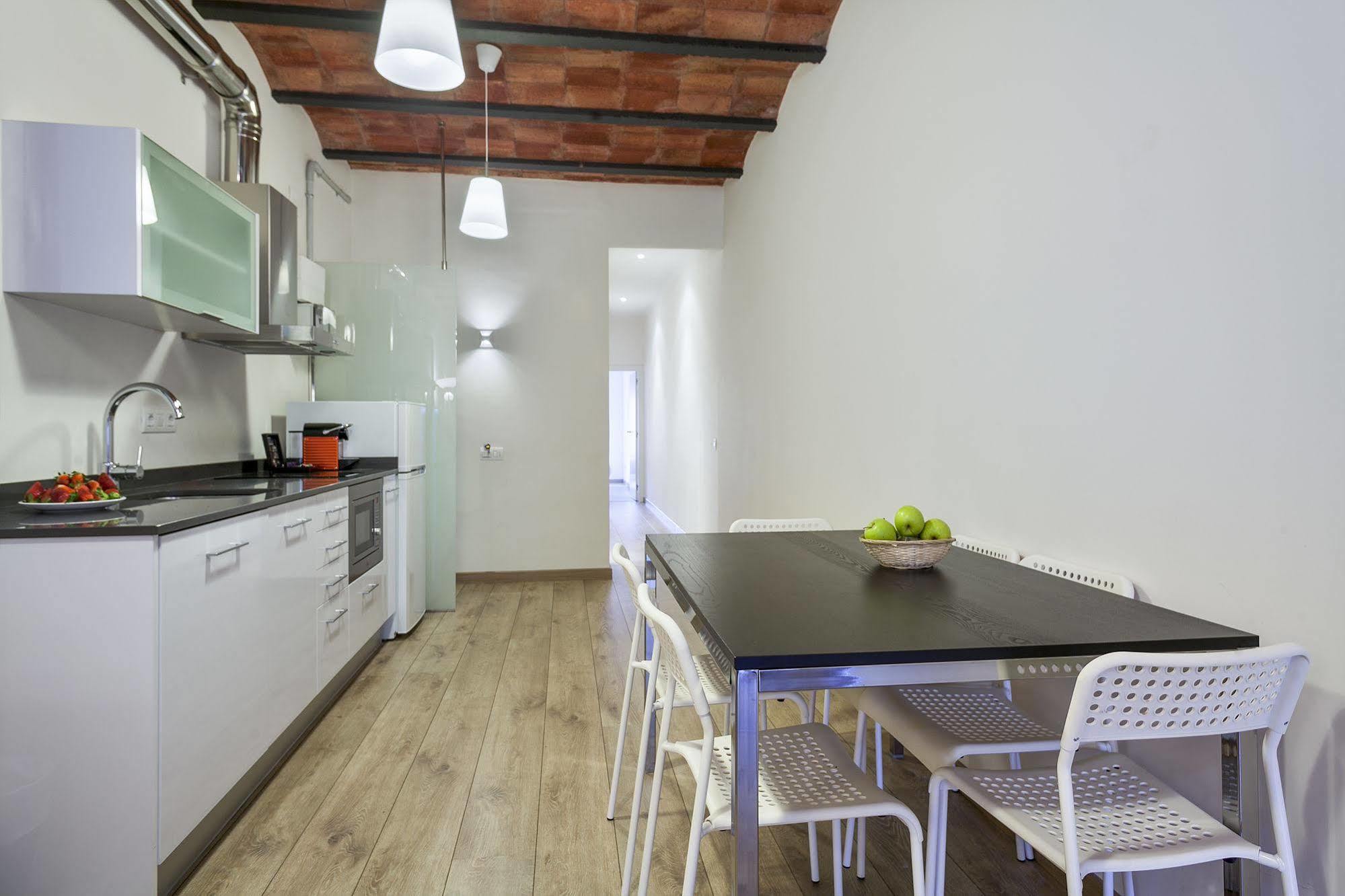 Fira Apartments By Gaiarooms Barcelona Exteriör bild