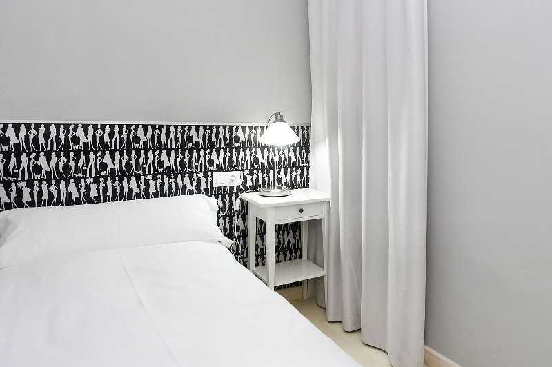 Fira Apartments By Gaiarooms Barcelona Exteriör bild